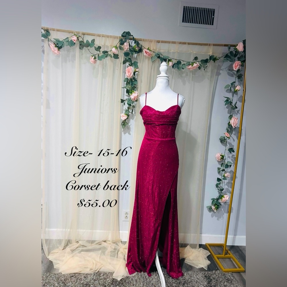 Elegant Wine Spaghetti Strap Dress